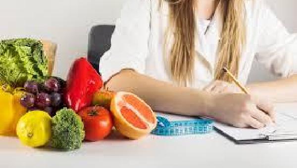 Nutricionista Clínica. Atendo em domicílio. Trato qualquer tipo de doença através da alimentação e suplementação alimentar. 